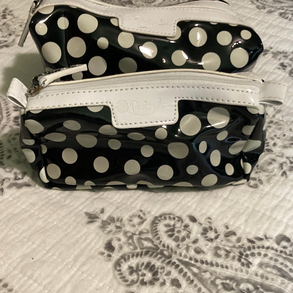 Penelope Ann cosmetic bags black set of 2